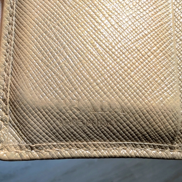 Prada Saffiano Leather Small Bifold Wallet. - Picture 13 of 16